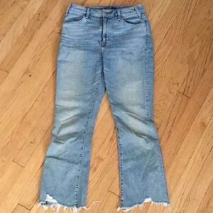 Abercrombie and fitch boot flare crop jeans size 4/27